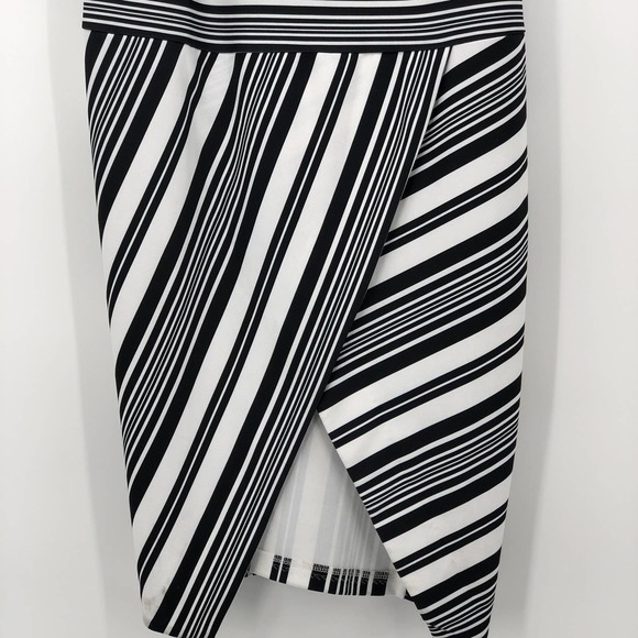 NWT Asos Dress Midi Stripe Tulip Hem Sleeveless Crewneck Black White Size 8 - Picture 3 of 12